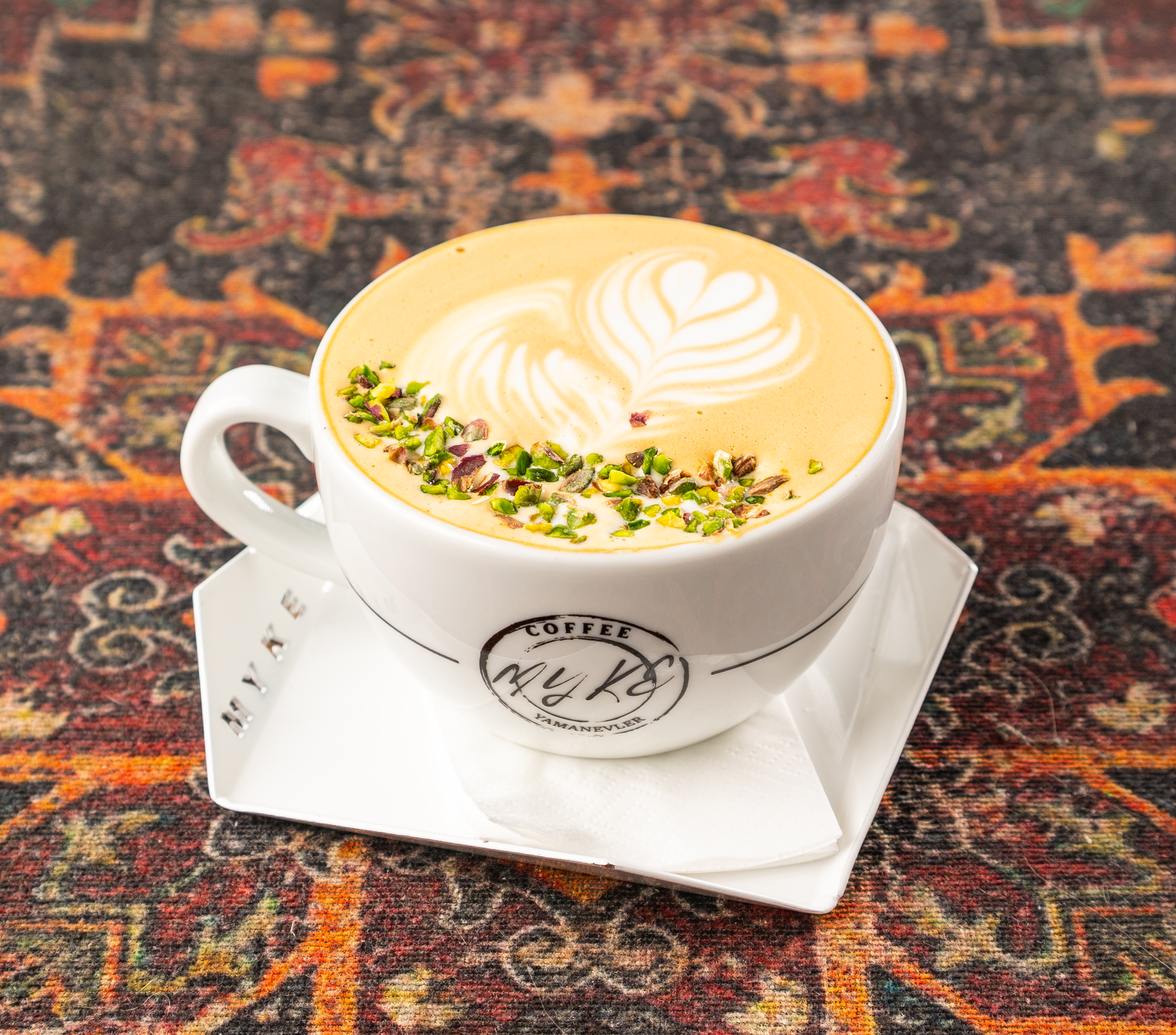 PİSTACHİO LATTE
